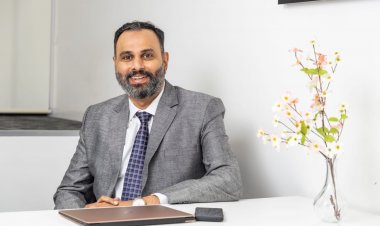 Adapting to change: Mahesh Kaamath's and his toil to make MAK Trading Academy a success journey.